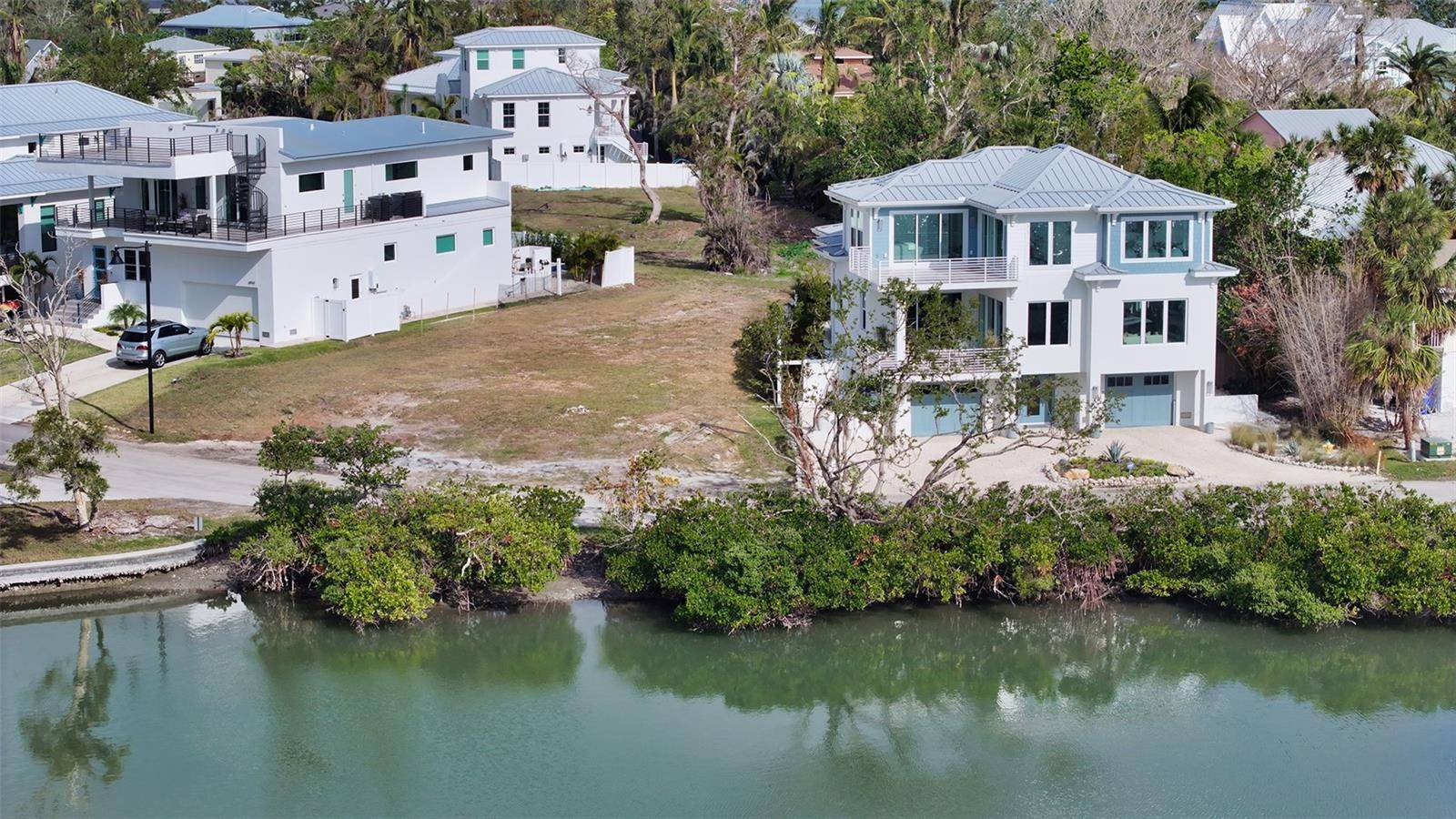 6800 LONGBOAT DR S, Longboat Key, FL 34228