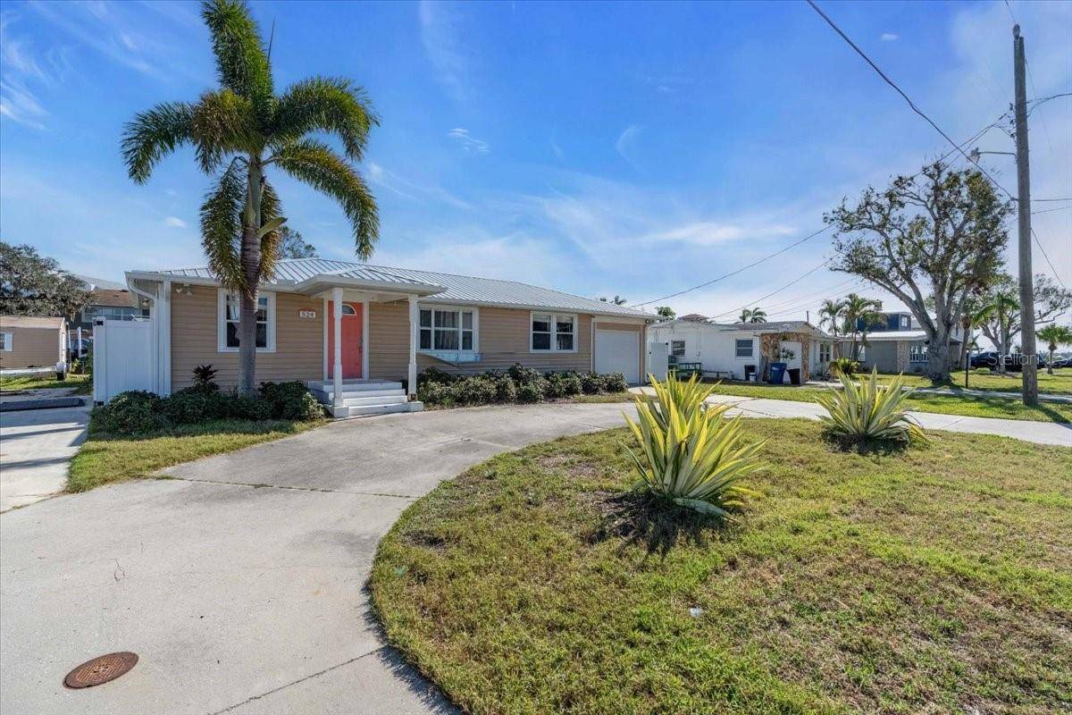 524 PALM AVE, Ellenton, FL 34222