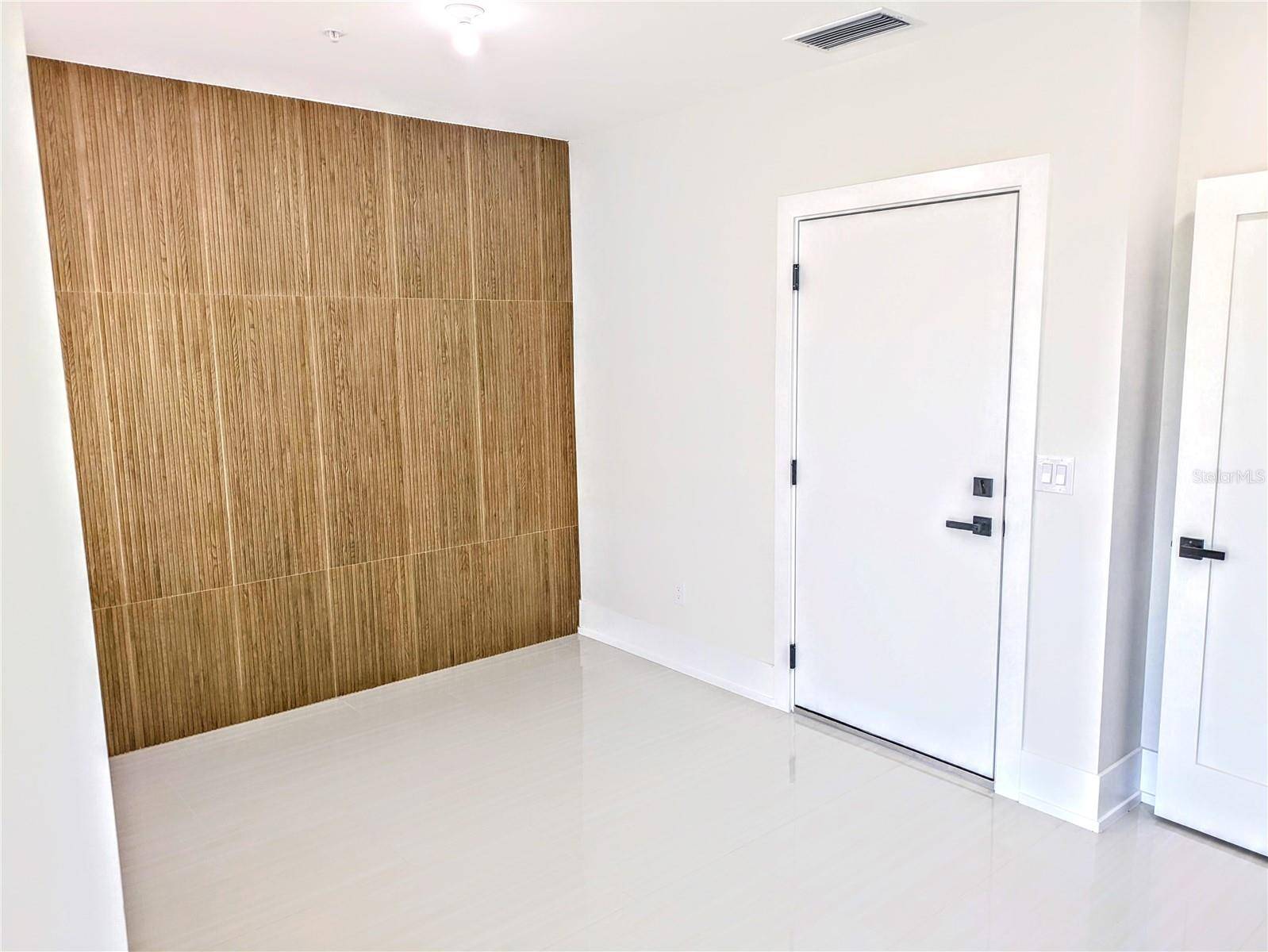 2194 FRUITVILLE RD, Sarasota, FL 34237