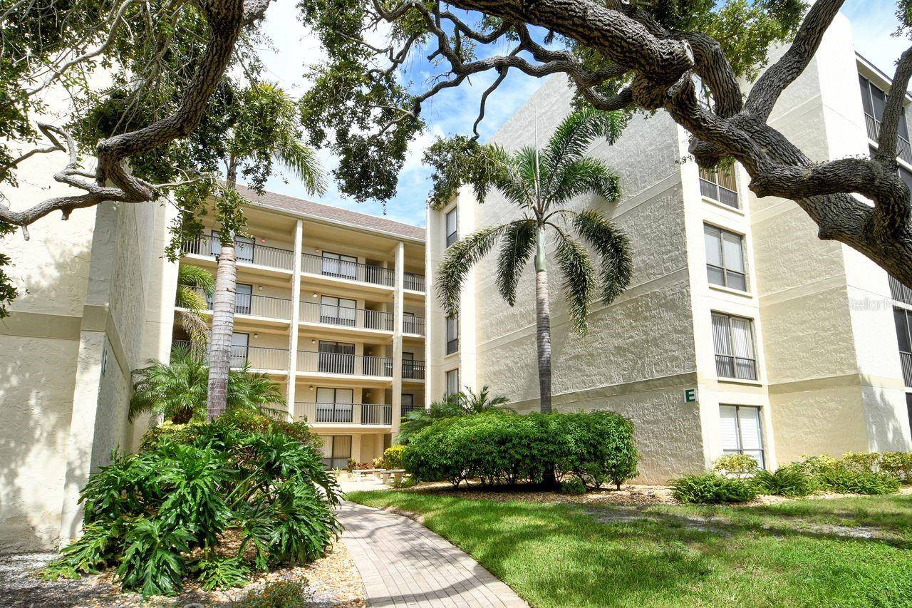 6157 MIDNIGHT PASS RD #E63, Sarasota, FL 34242