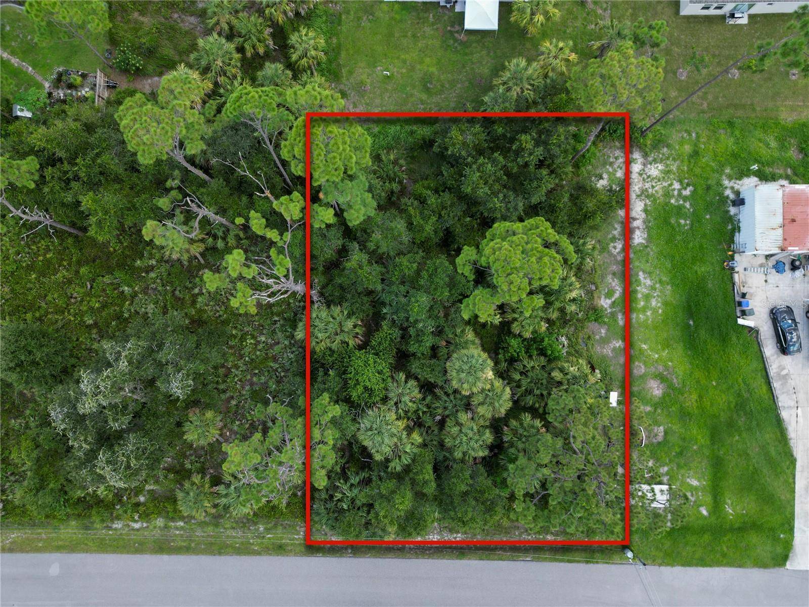 LEESBURG AVE, North Port, FL 34288