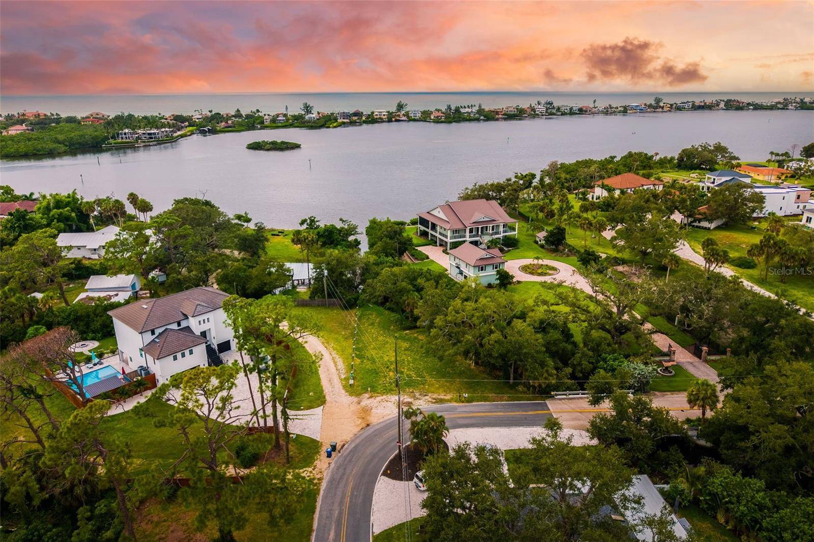 OAK ST, Nokomis, FL 34275