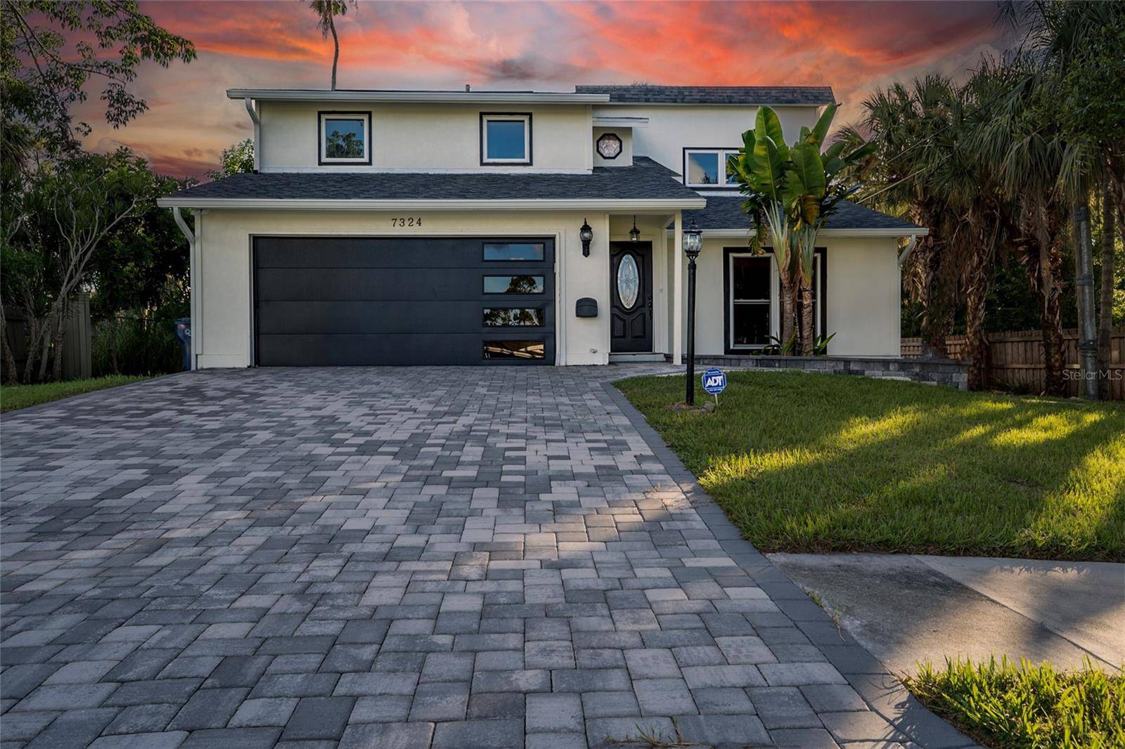 7324 PHILLIPS ST, Sarasota, FL 34243