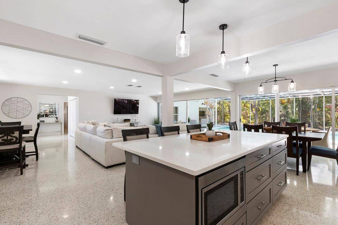 1165 MORNINGSIDE PL, Sarasota, FL 34236