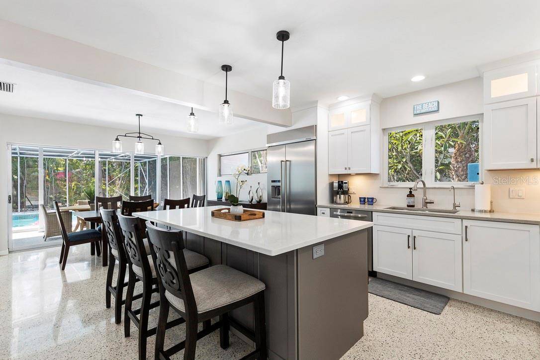 1165 MORNINGSIDE PL, Sarasota, FL 34236