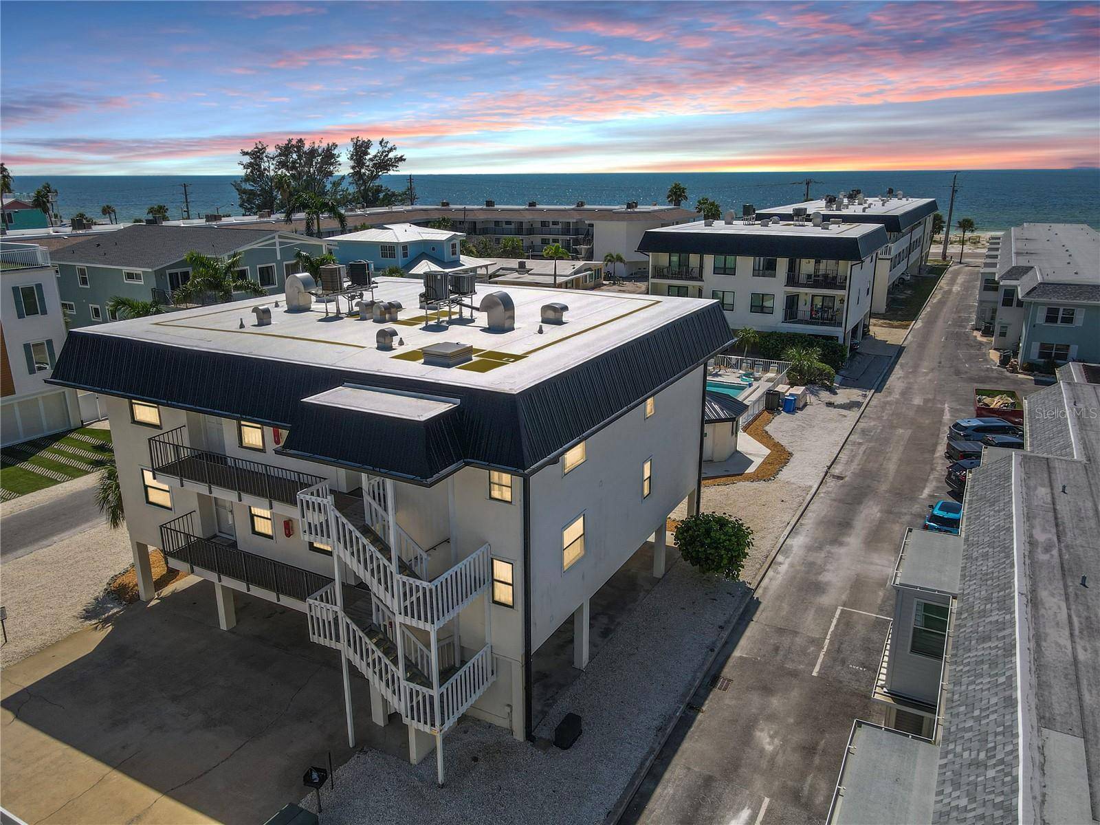601 GULF DR N #109, Bradenton Beach, FL 34217