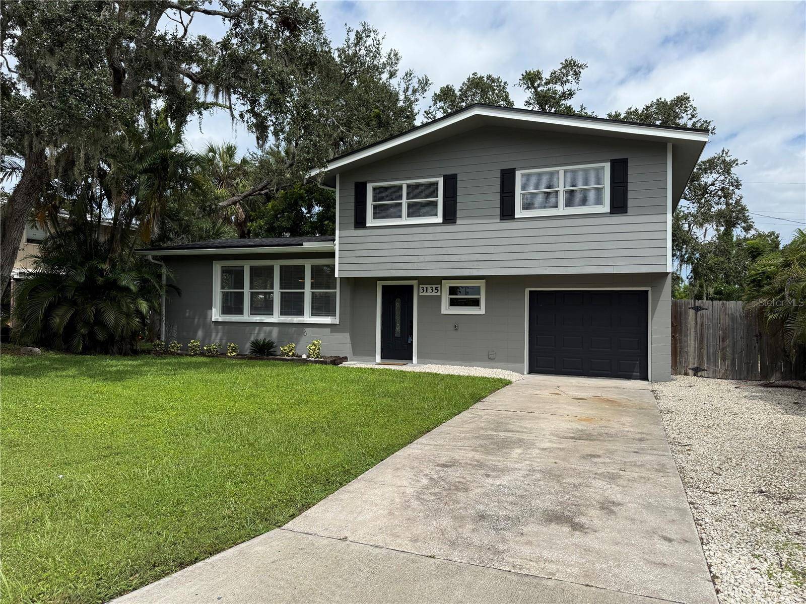 3135 ALTA VISTA ST, Sarasota, FL 34237