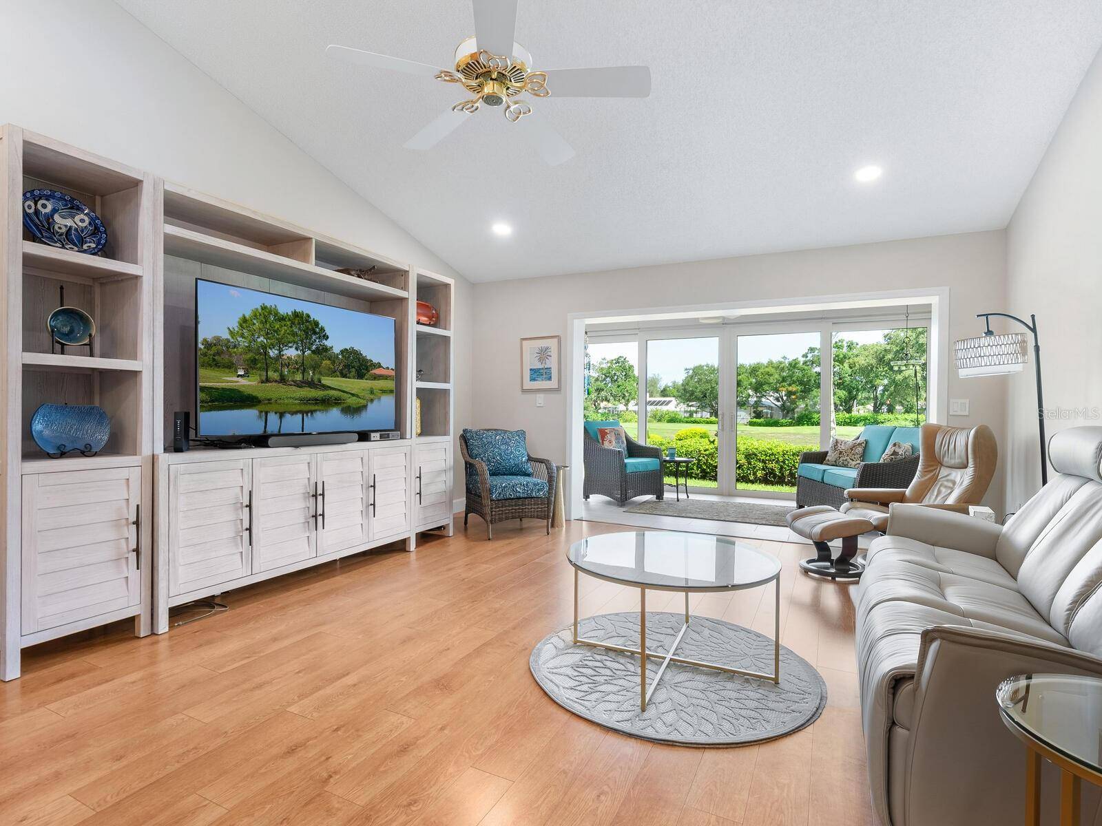 6103 CLUBSIDE DR #6103, Sarasota, FL 34243
