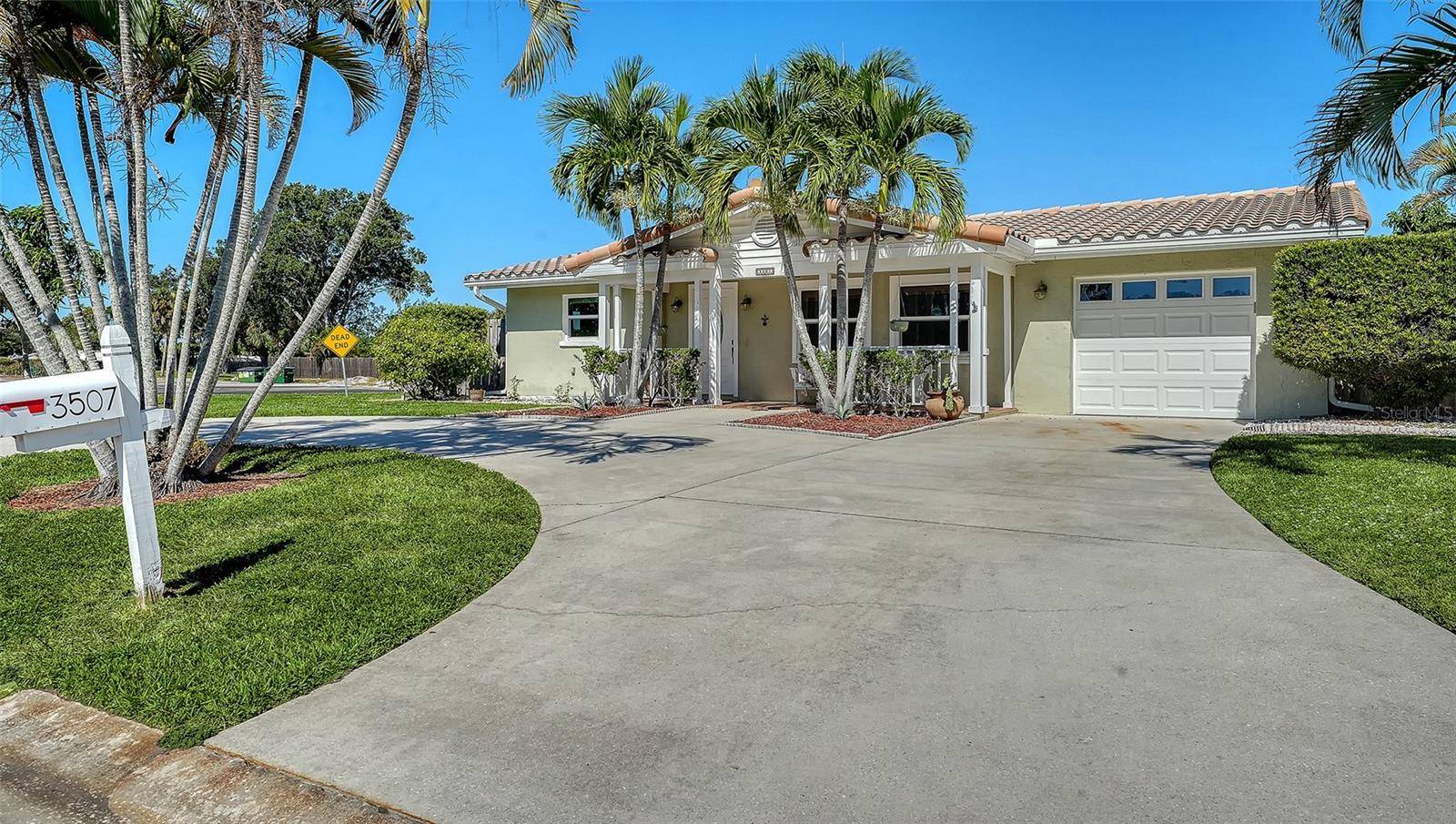 3507 PINECREST ST, Sarasota, FL 34239
