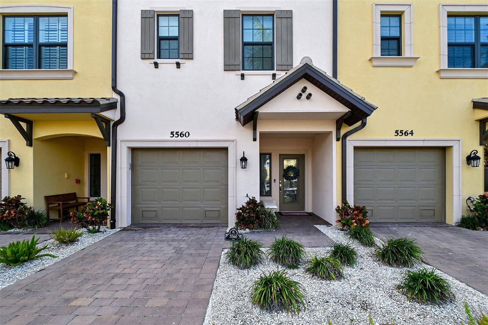 5560 CANNES CIR #3-106, Sarasota, FL 34231
