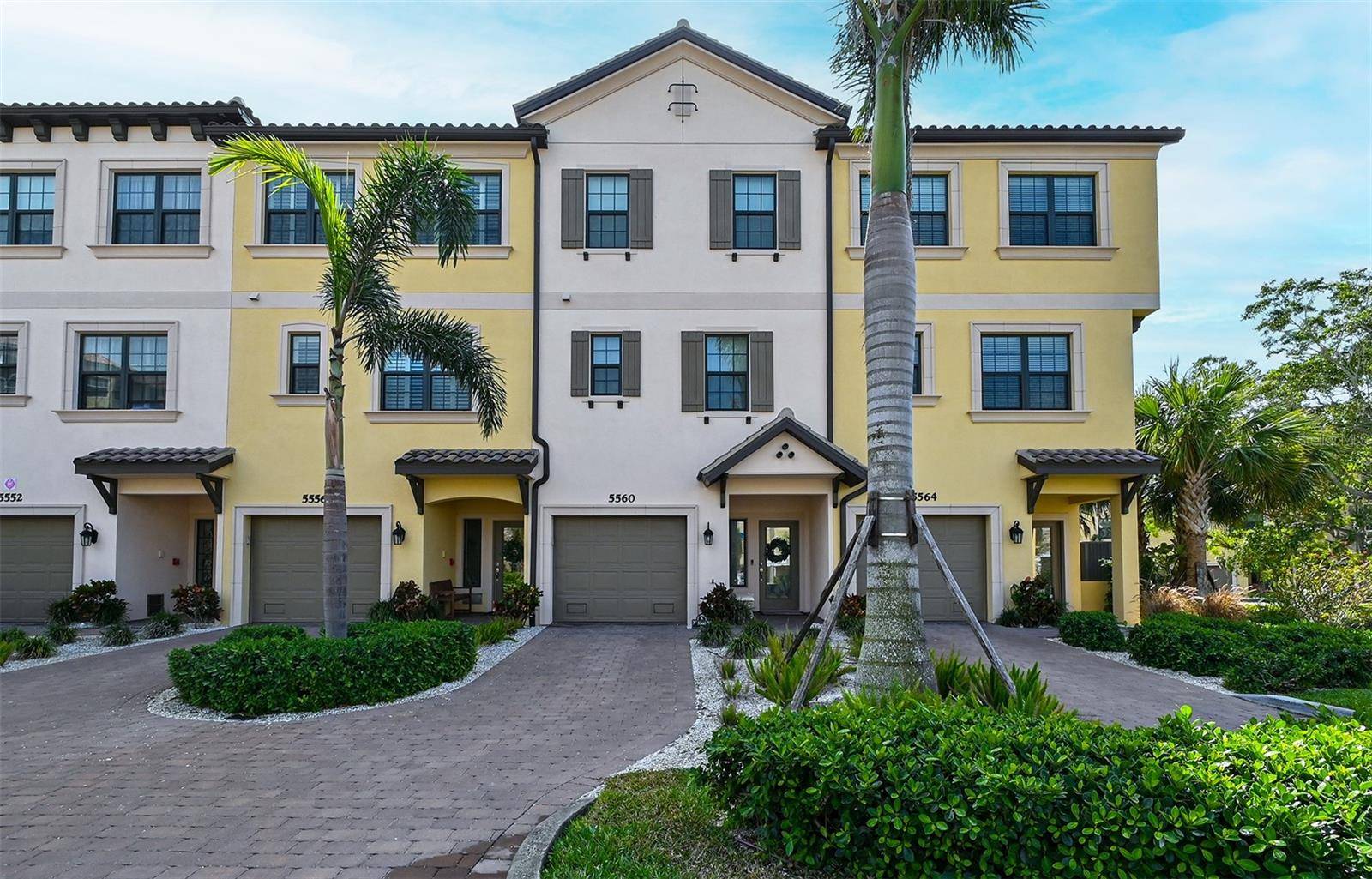 5560 CANNES CIR #3-106, Sarasota, FL 34231