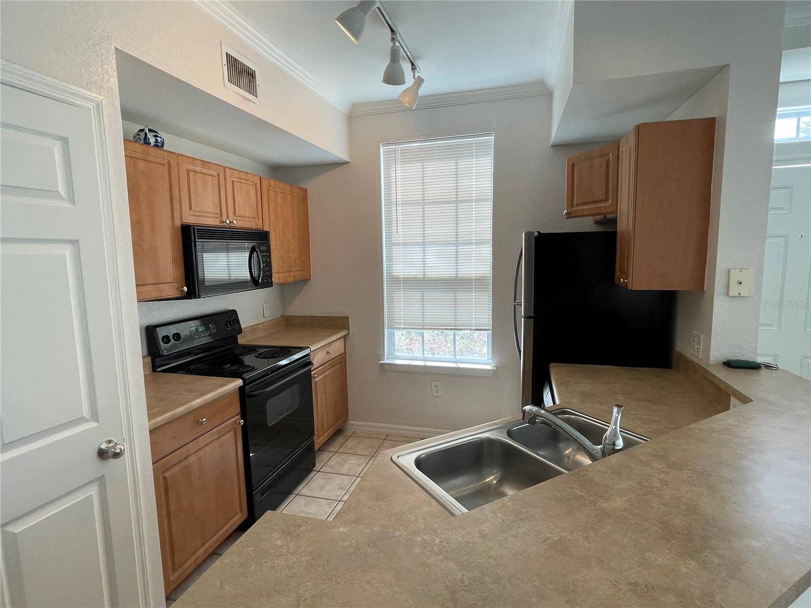 5500 ROSEHILL RD #103, Sarasota, FL 34233