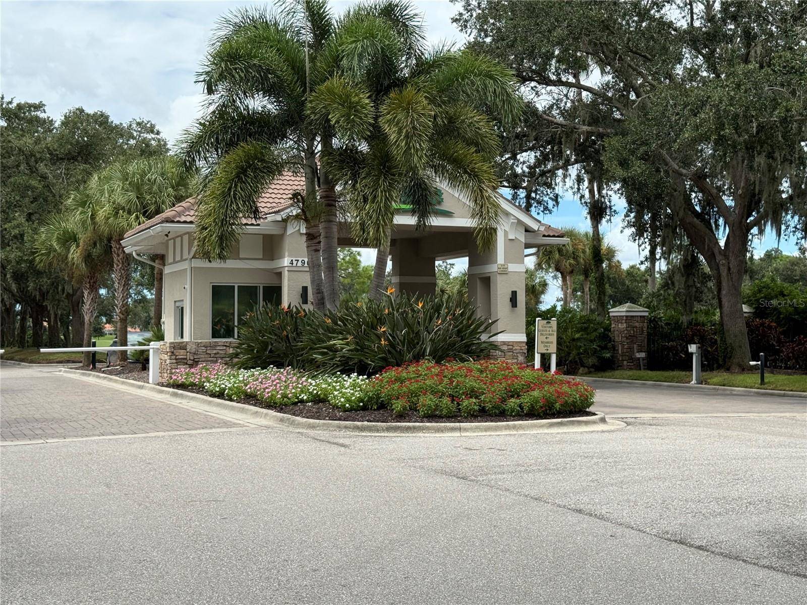 5251 MAHOGANY RUN AVE #524, Sarasota, FL 34241