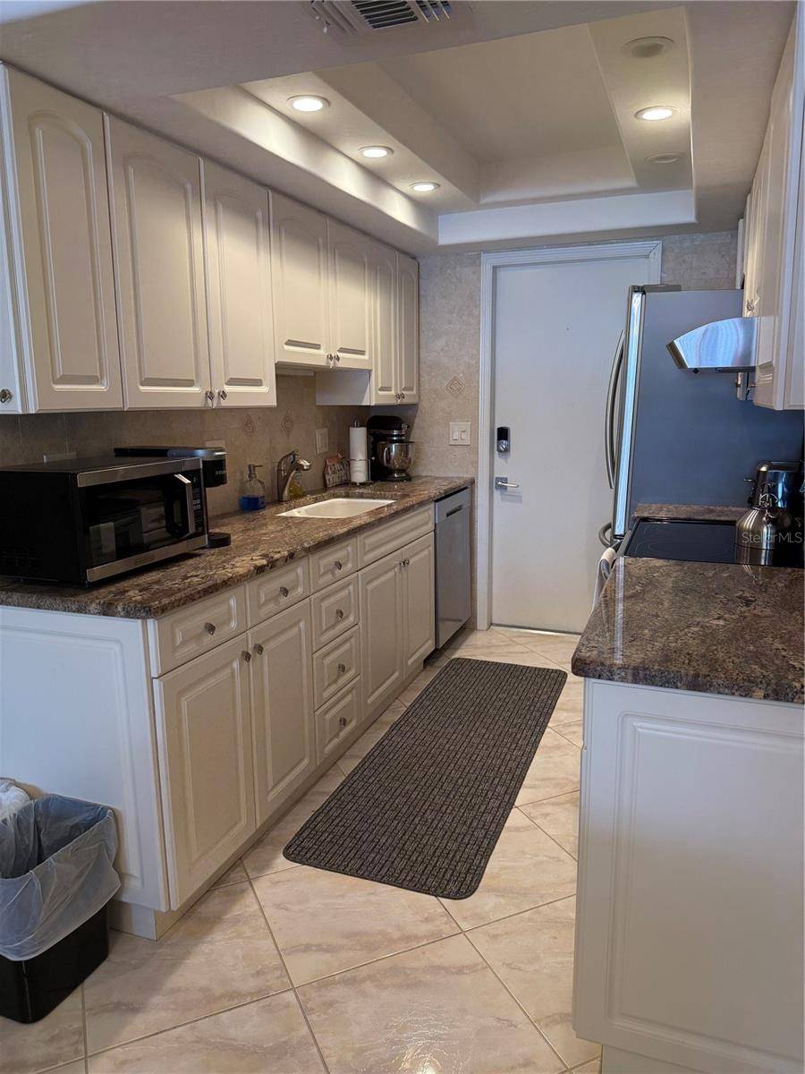 3806 GULF OF MEXICO DR #C212, Longboat Key, FL 34228