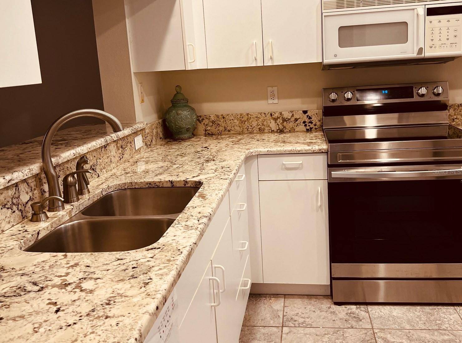 9630 CLUB SOUTH CIR #6201, Sarasota, FL 34238