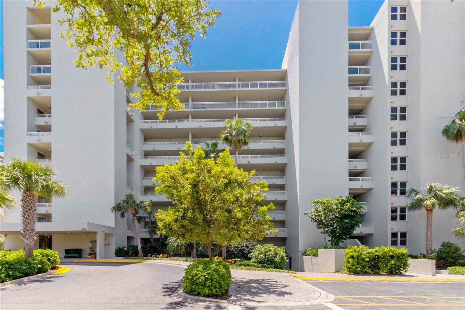 230 SANDS POINT RD #3205, Longboat Key, FL 34228