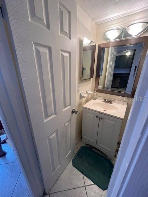 1614 STICKNEY POINT RD #102, Sarasota, FL 34231