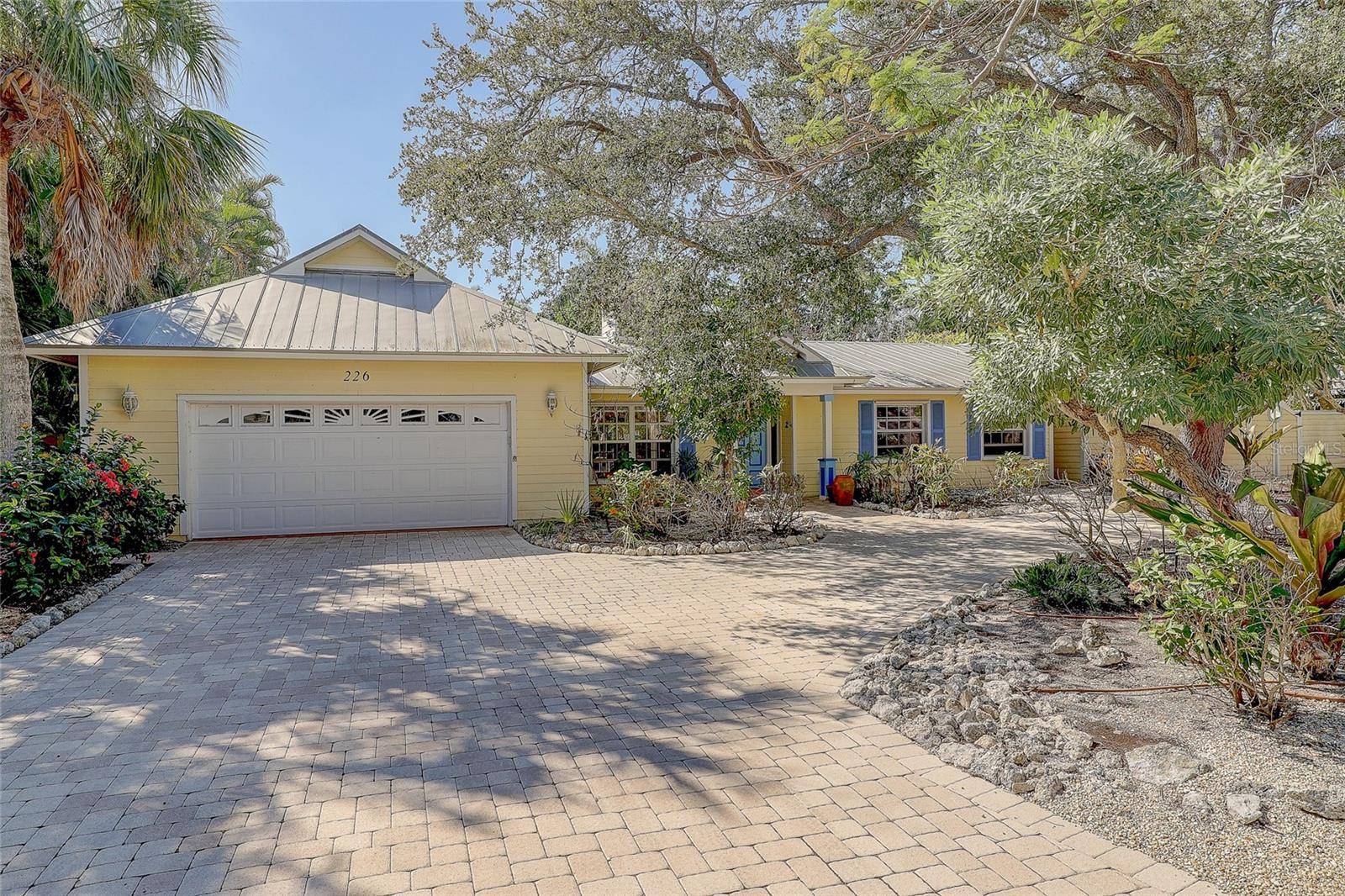 226 OGDEN ST, Sarasota, FL 34242