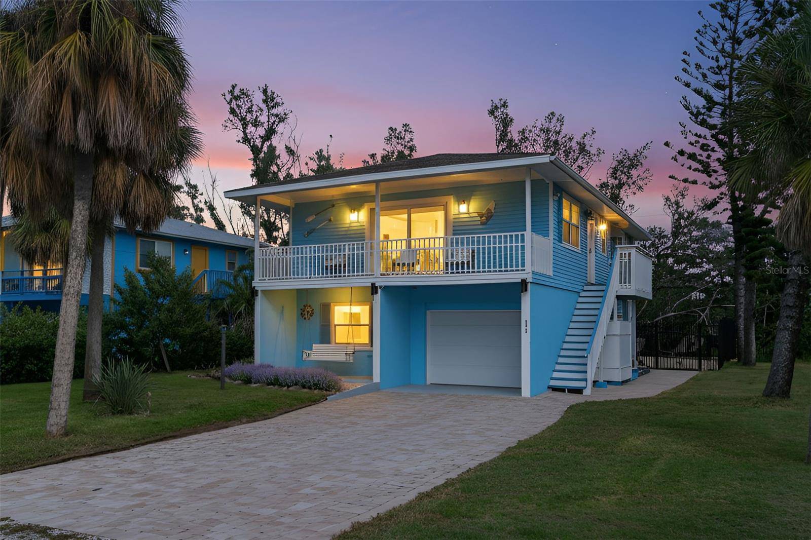 2915 AVENUE C, Holmes Beach, FL 34217