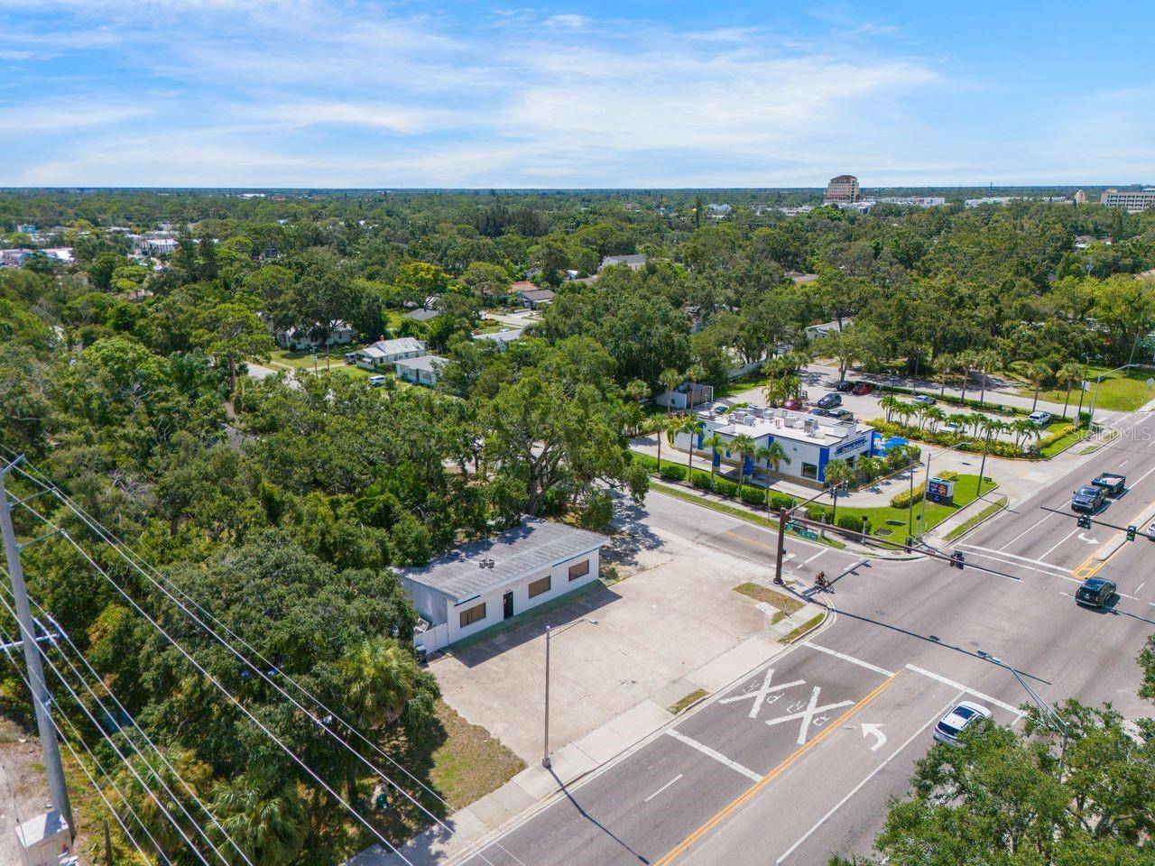 1000 N WASHINGTON BLVD, Sarasota, FL 34236
