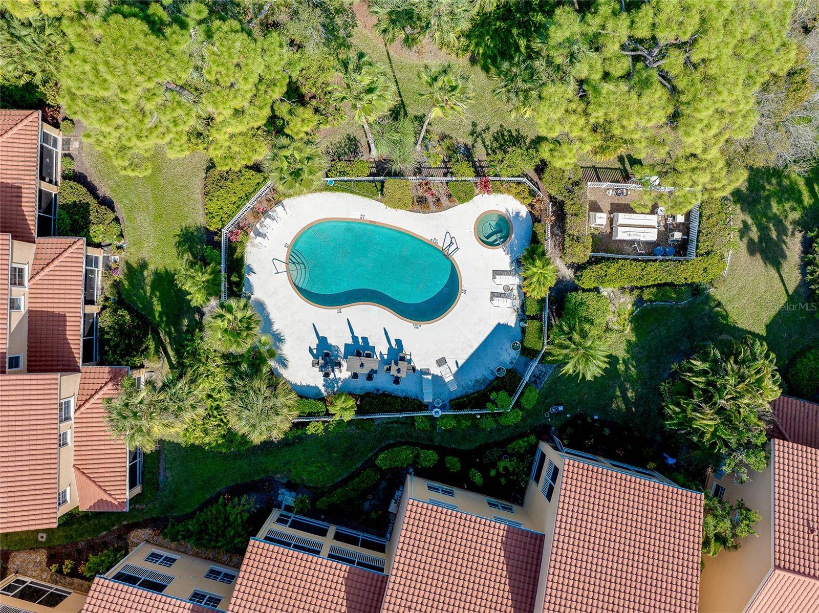 3975 SQUARE EAST LN #9, Sarasota, FL 34238
