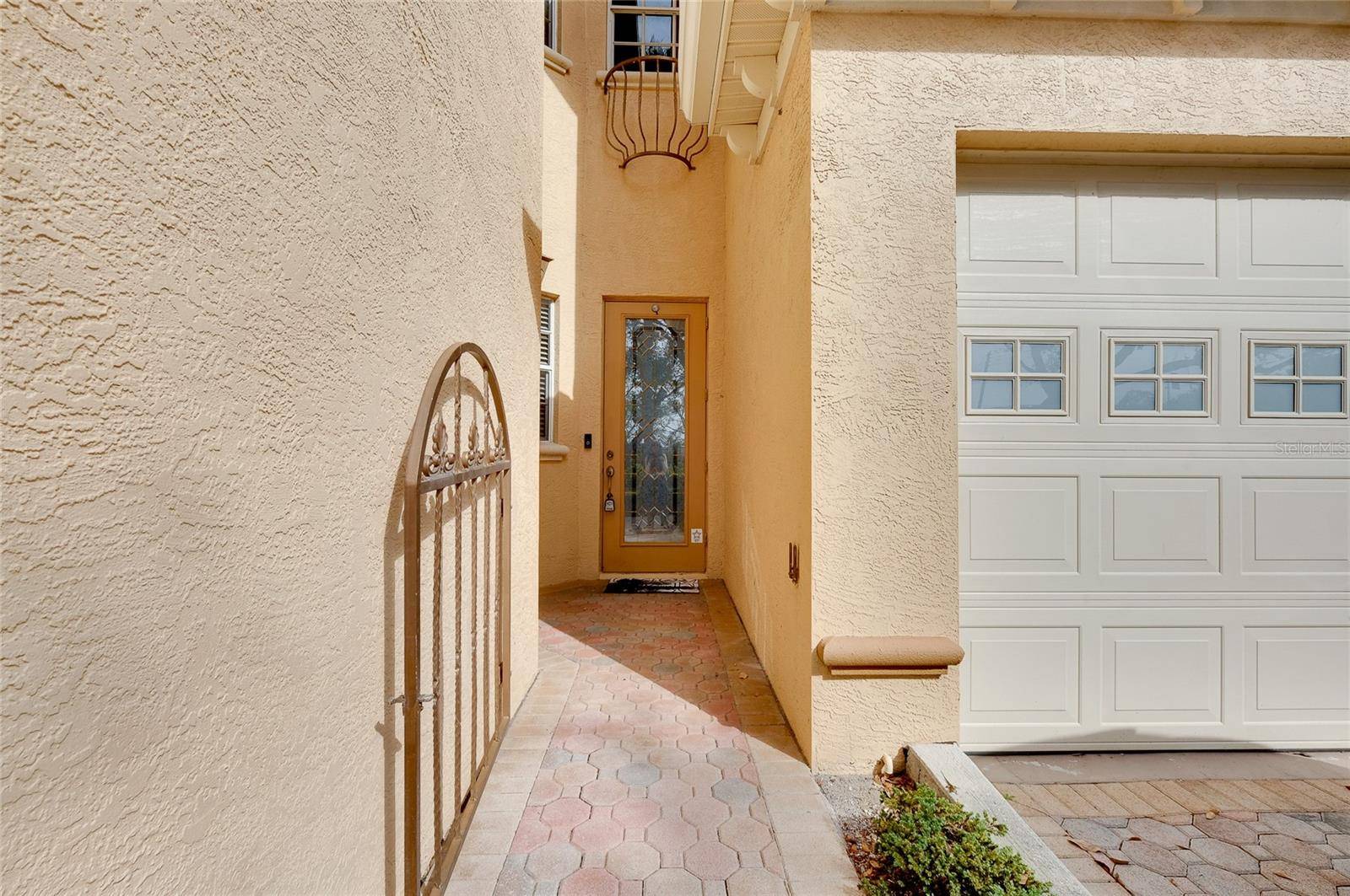3975 SQUARE EAST LN #9, Sarasota, FL 34238