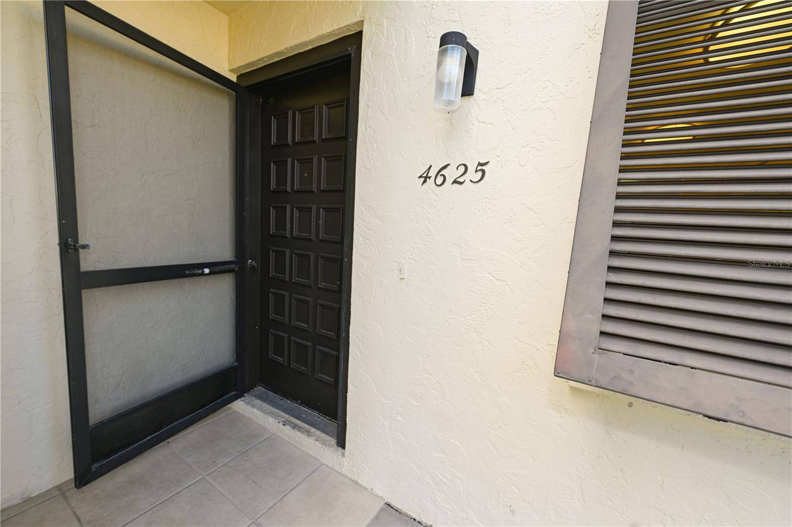 4625 LONGWATER CHASE #113, Sarasota, FL 34235