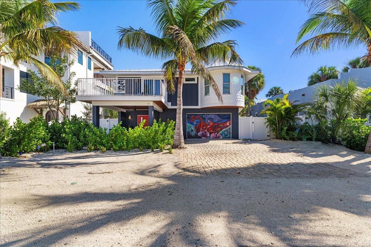 111 CEDAR AVE, Anna Maria, FL 34216