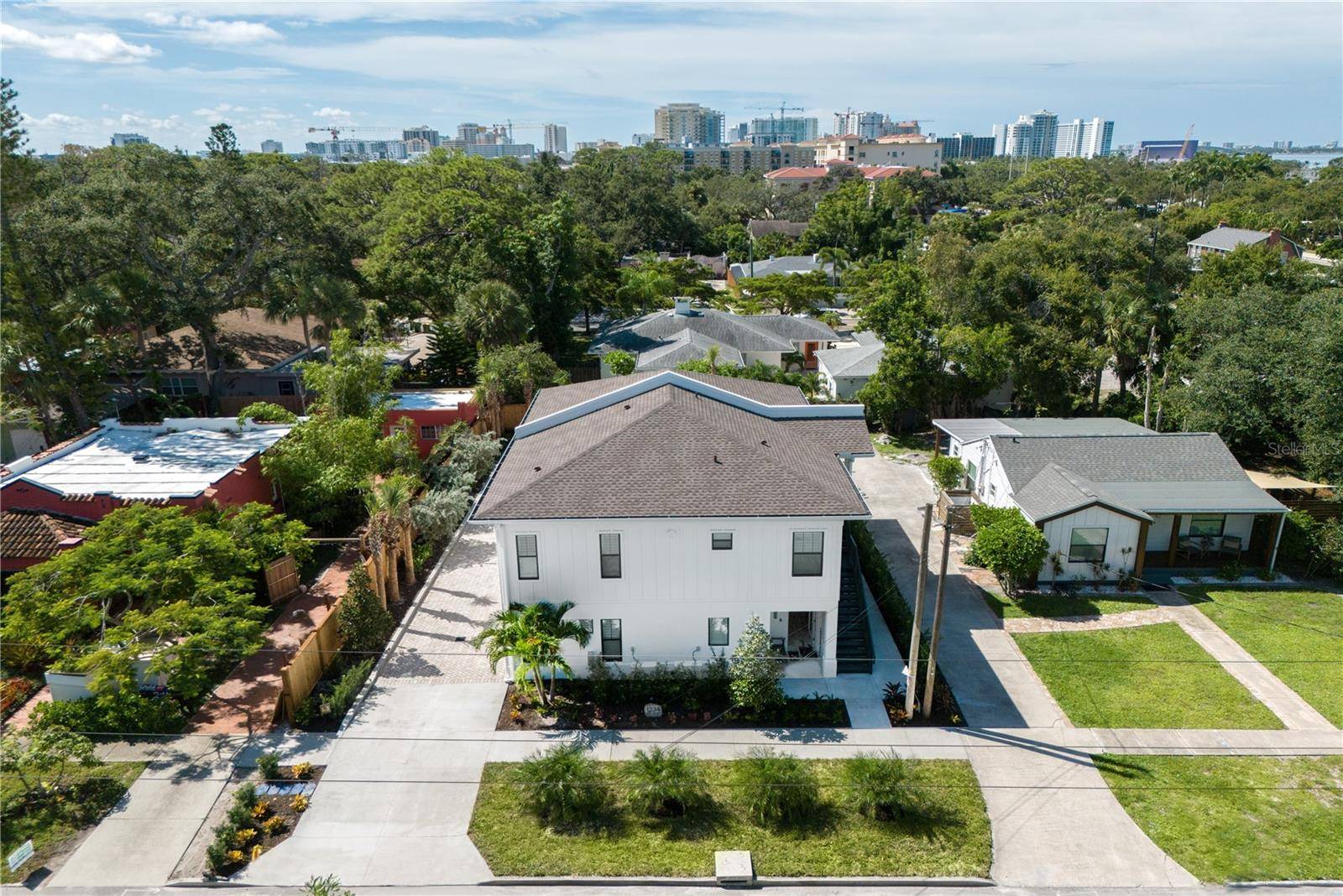 1234 15TH ST #102, Sarasota, FL 34236
