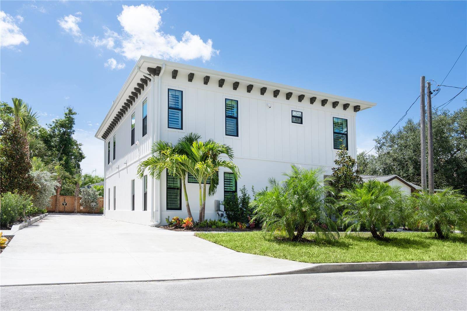 1234 15TH ST #102, Sarasota, FL 34236