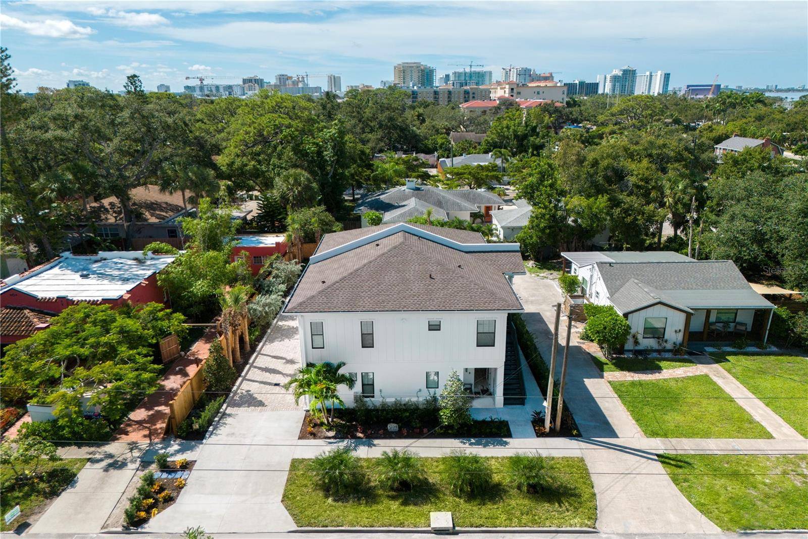 1234 15TH ST #201, Sarasota, FL 34236