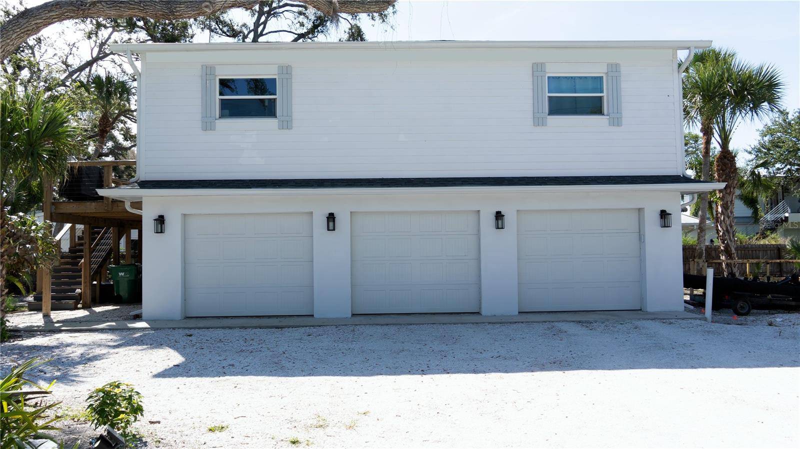 7233 MIDNIGHT PASS RD, Sarasota, FL 34242