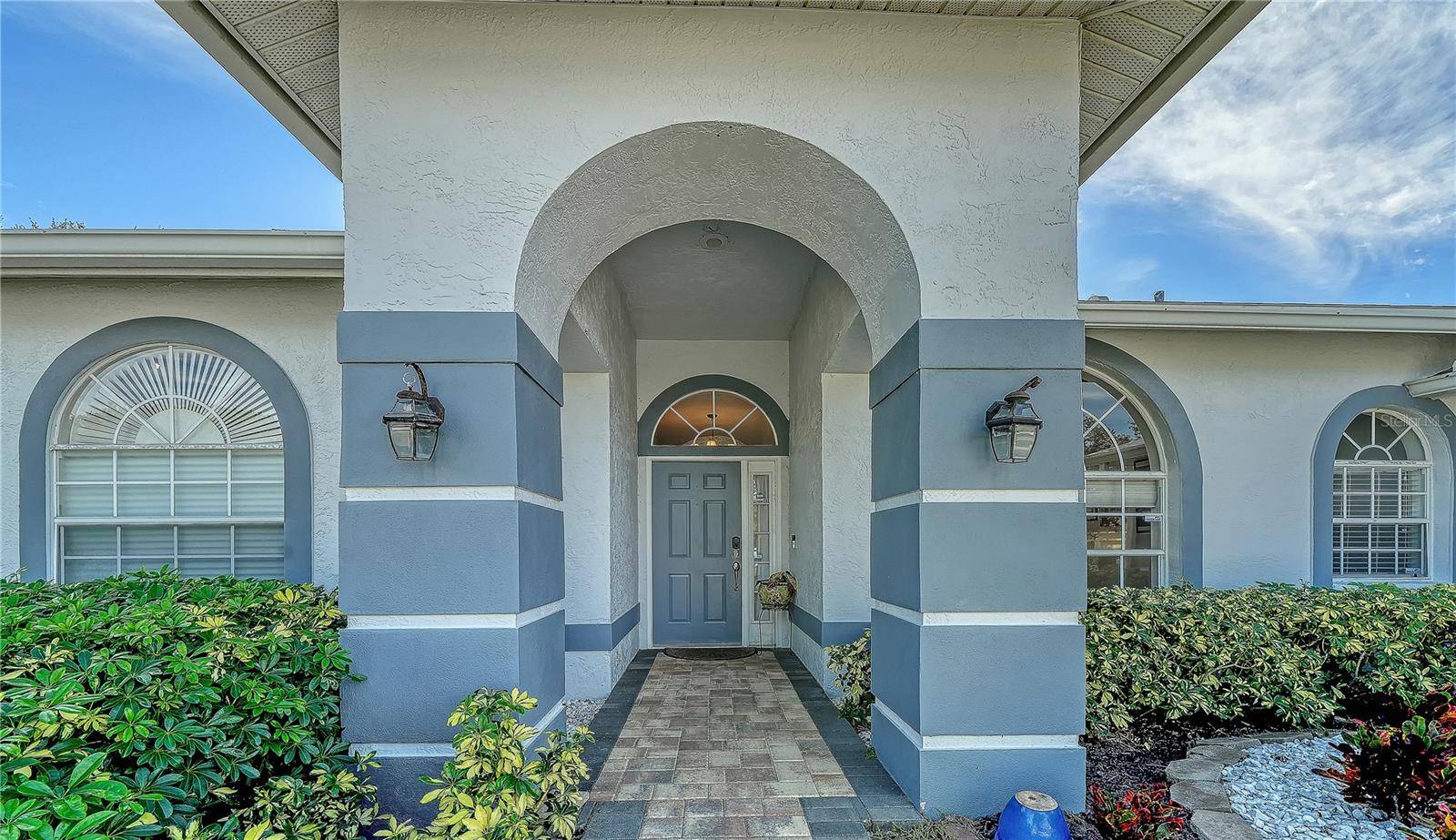9528 HAWKSMOOR LN, Sarasota, FL 34238