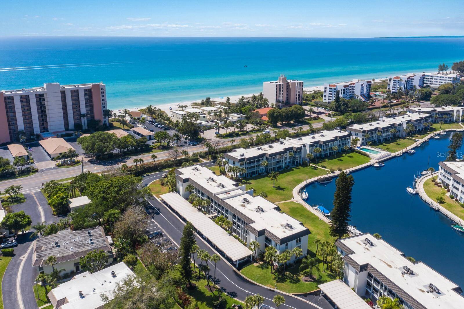4380 EXETER DR #H202, Longboat Key, FL 34228