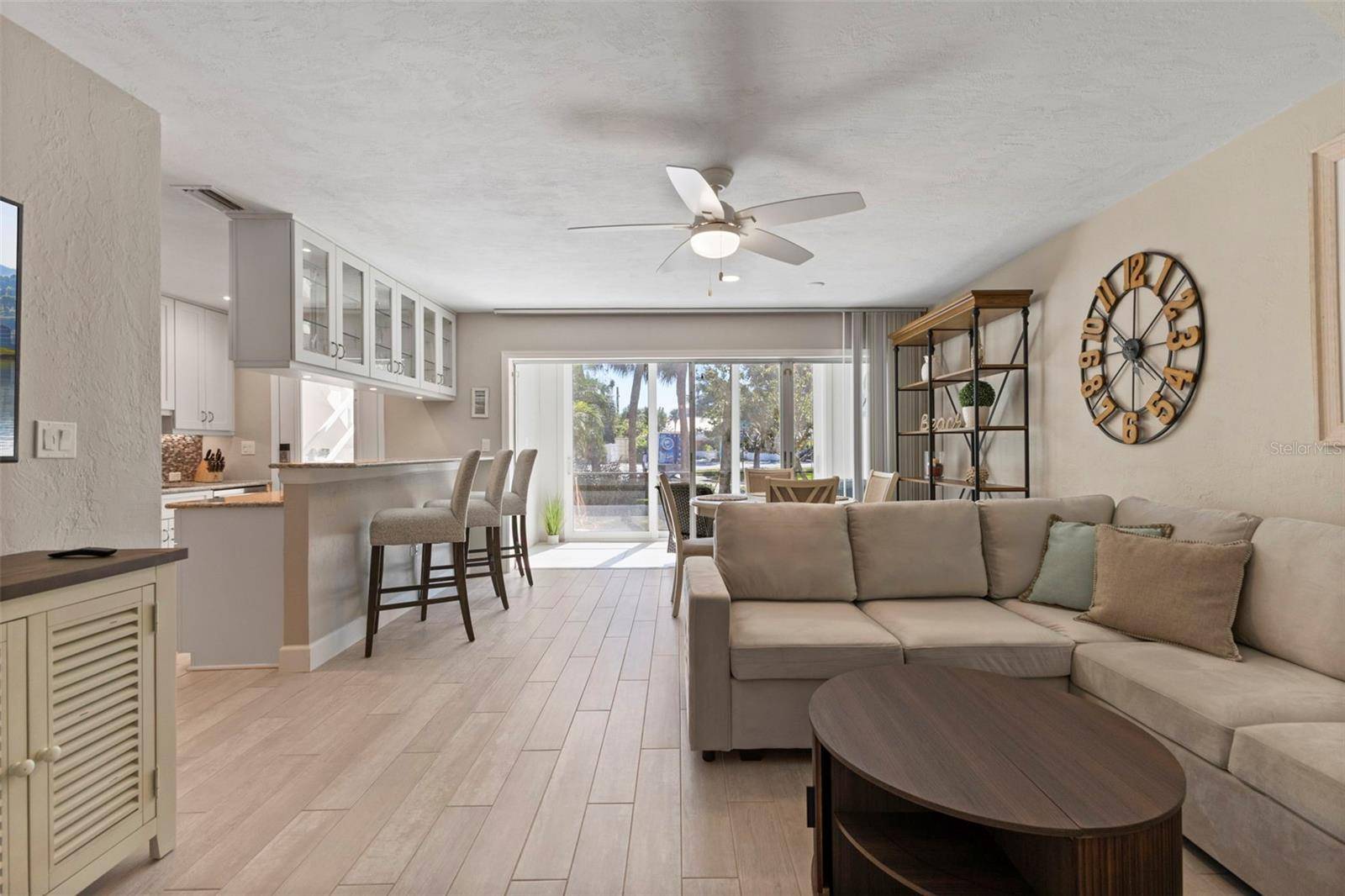 137 AVENIDA MESSINA #1, Sarasota, FL 34242