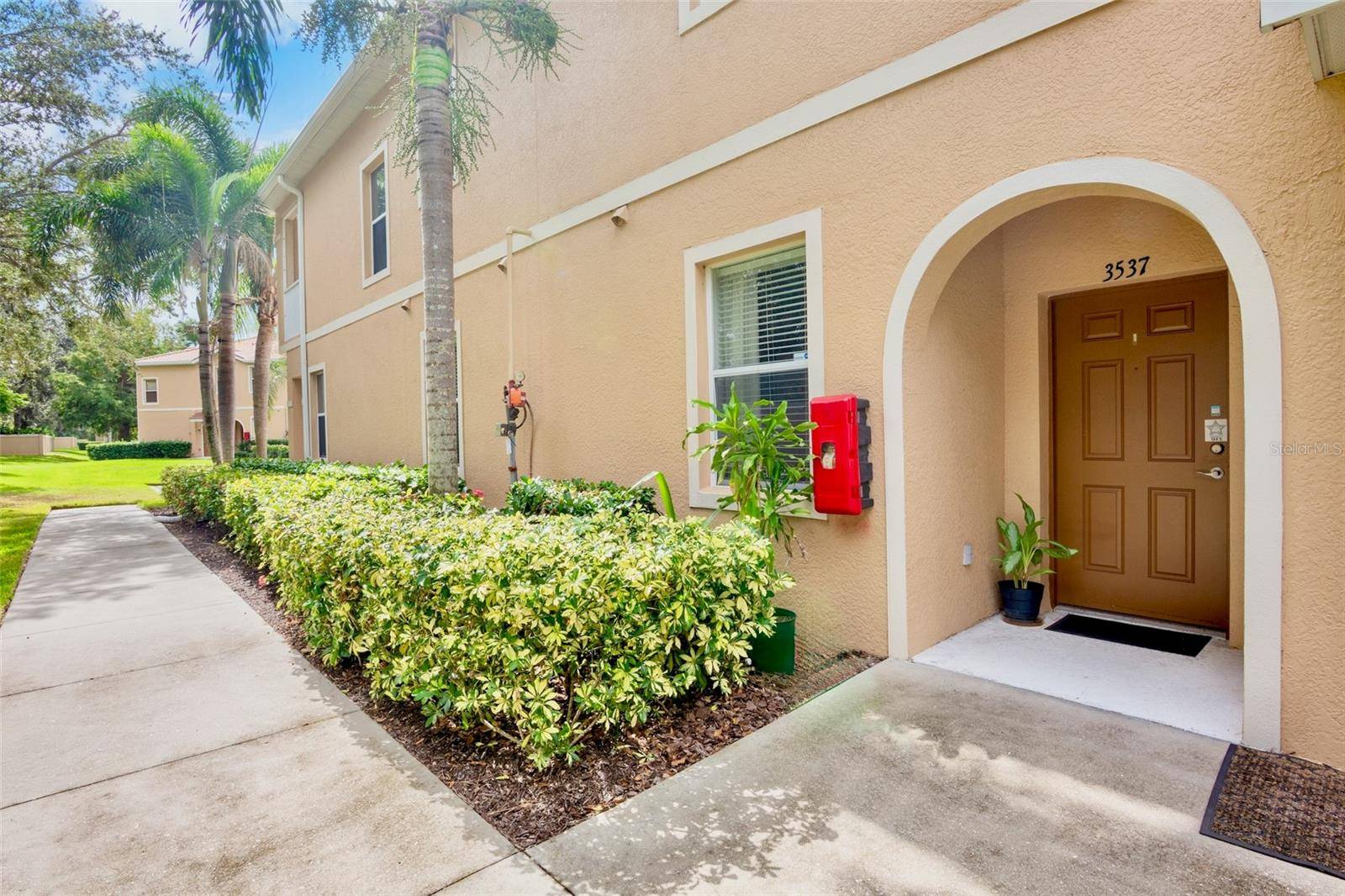 3537 PARKRIDGE CIR #15-106, Sarasota, FL 34243