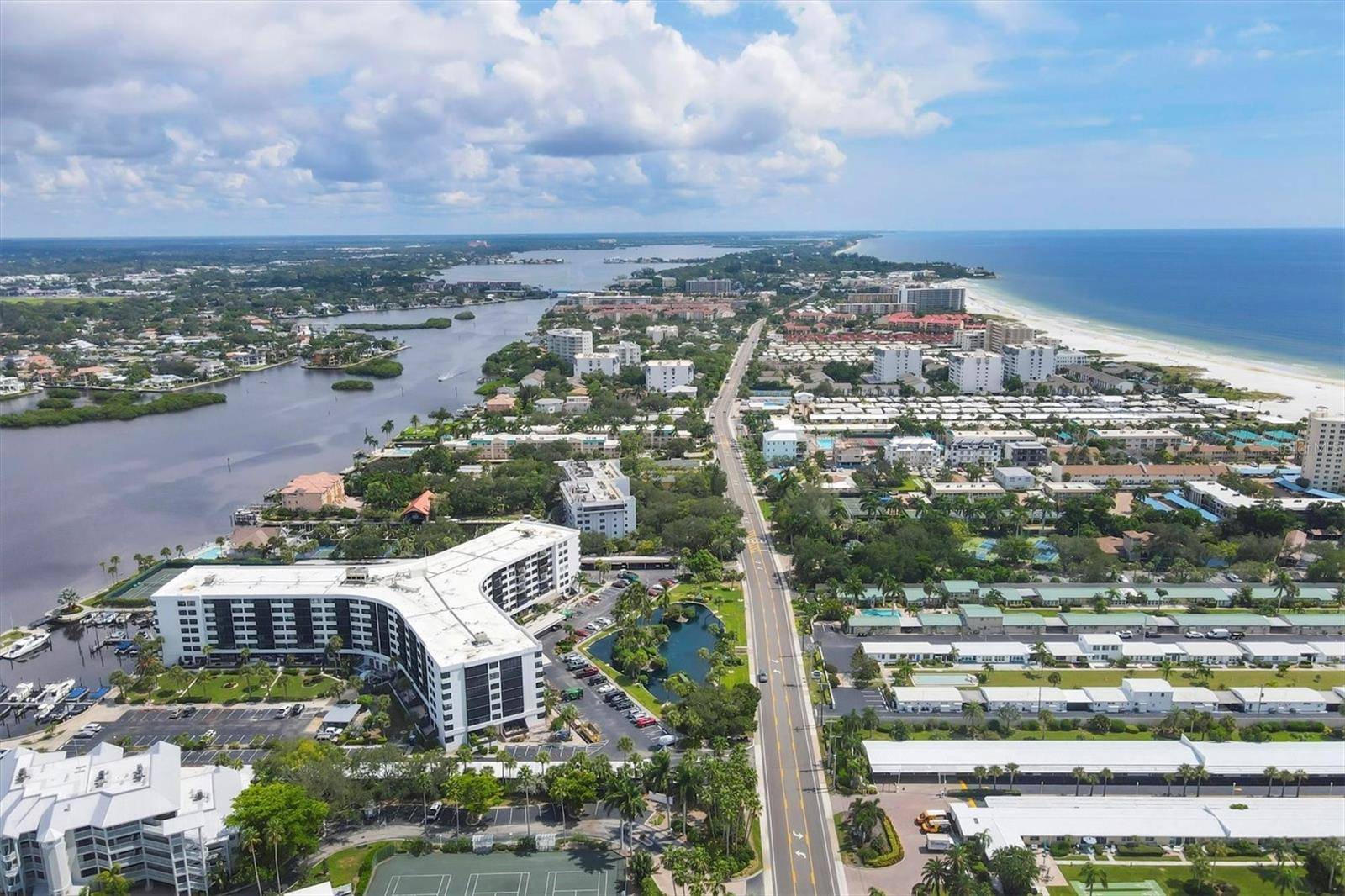 5855 MIDNIGHT PASS RD #420, Sarasota, FL 34242