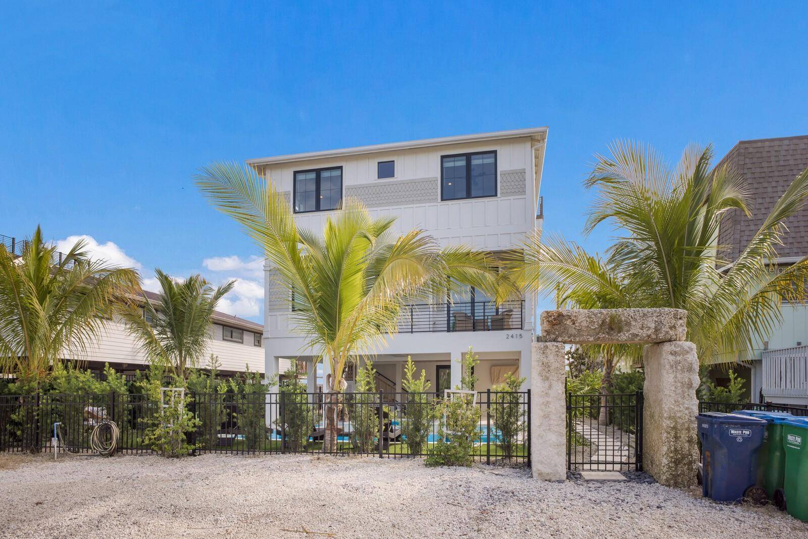 2415 AVENUE B, Bradenton Beach, FL 34217