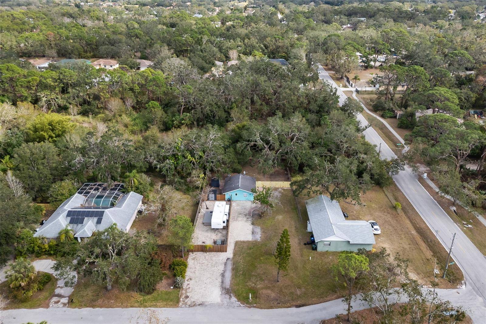 3200 TOBERO LN, Sarasota, FL 34235