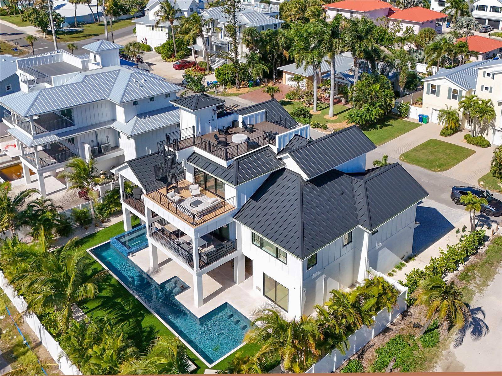 305 55TH ST, Holmes Beach, FL 34217