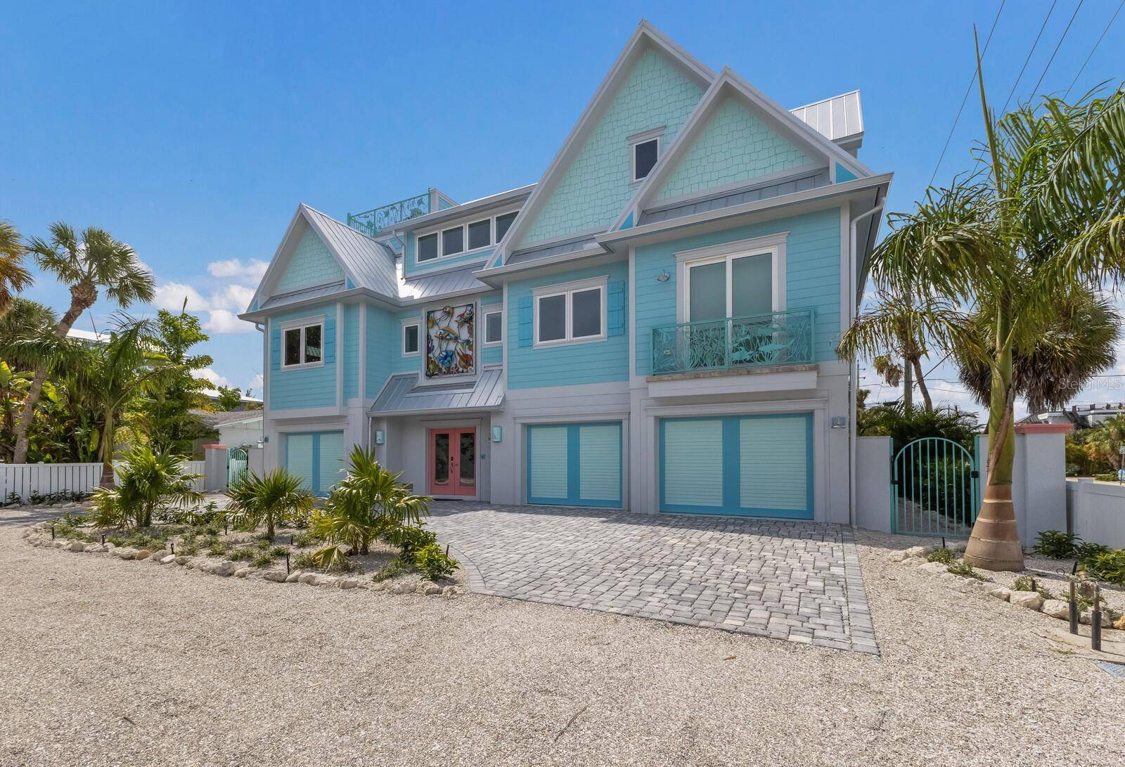 118 MANGROVE AVE, Anna Maria, FL 34216