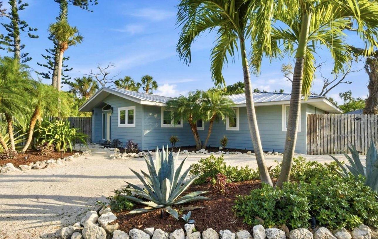 624 SAINT JUDES DR, Longboat Key, FL 34228
