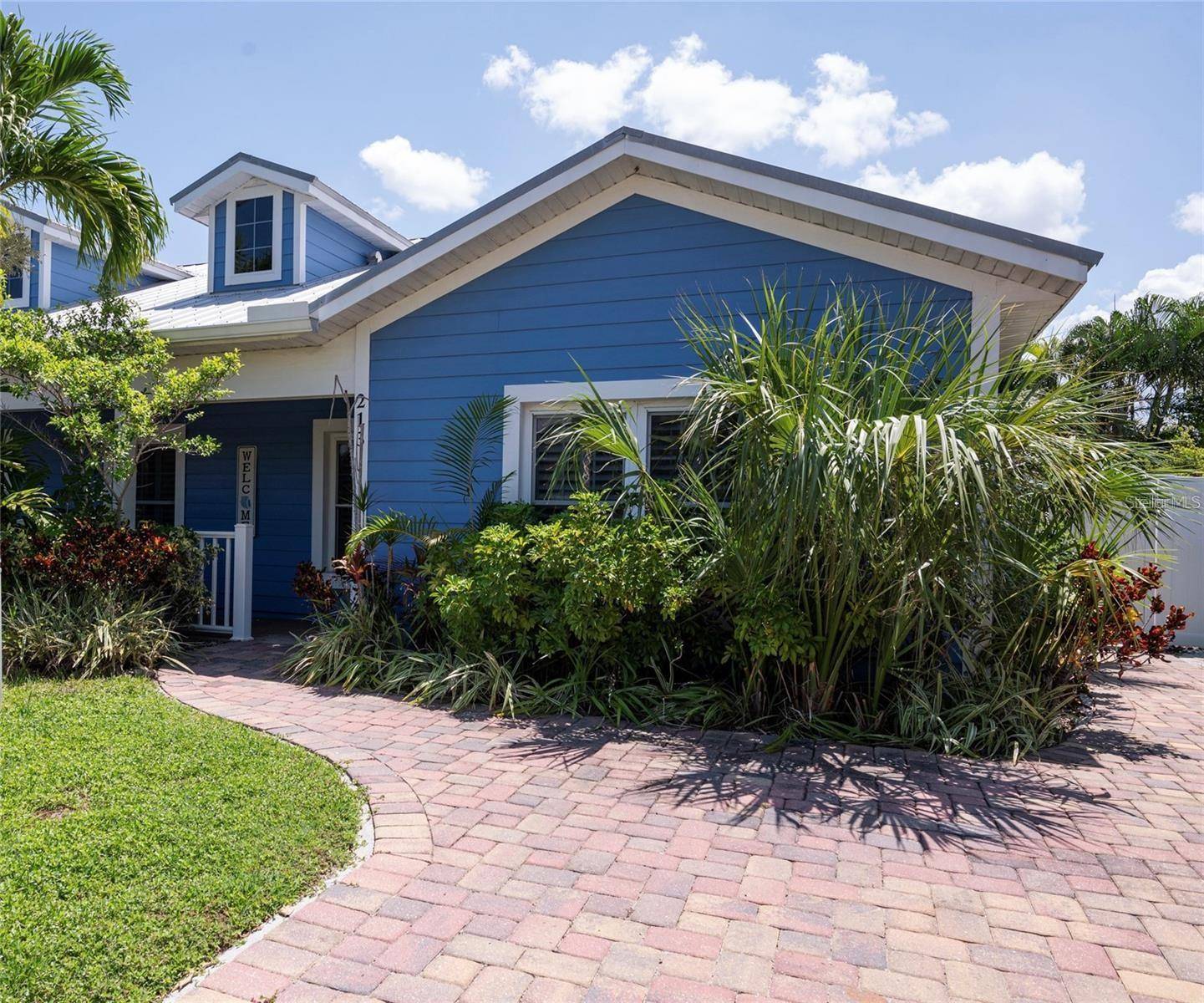 213 75TH ST, Holmes Beach, FL 34217