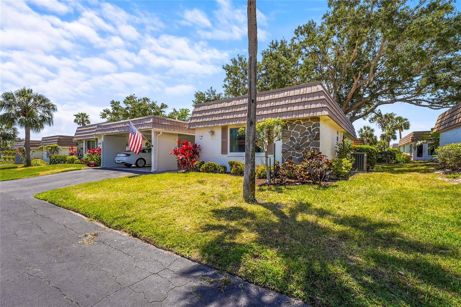 2531 RIVERBLUFF Pkwy #V181, Sarasota, FL 34231