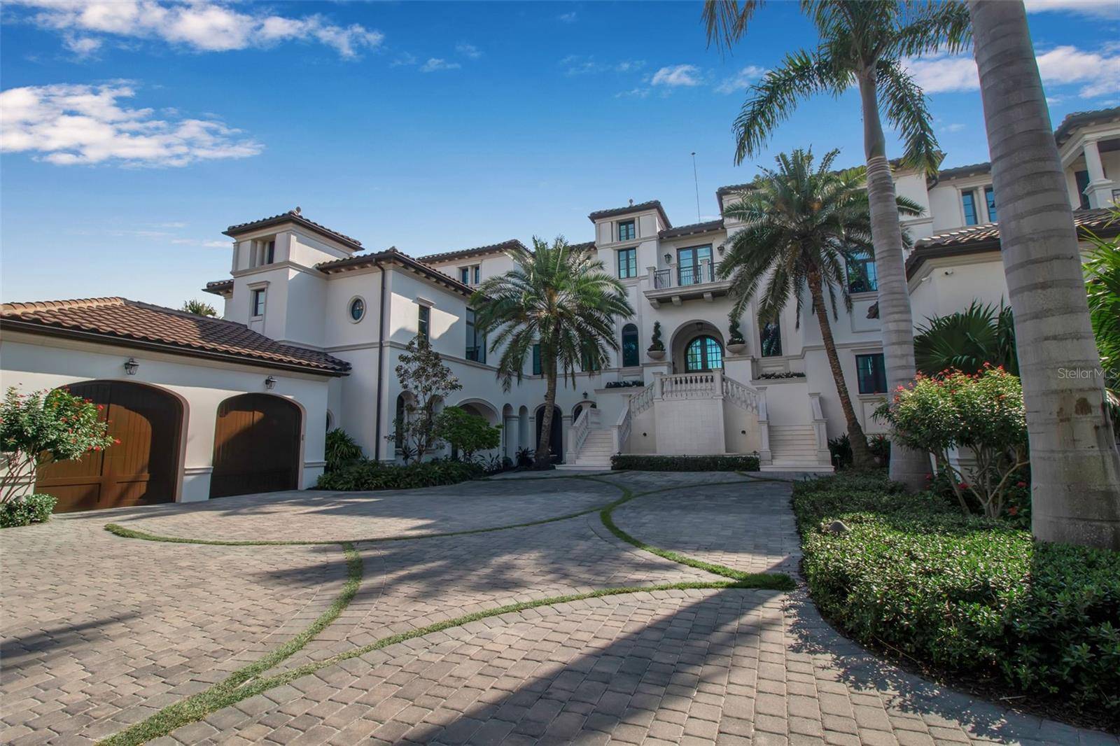 7366 POINT OF ROCKS RD, Sarasota, FL 34242