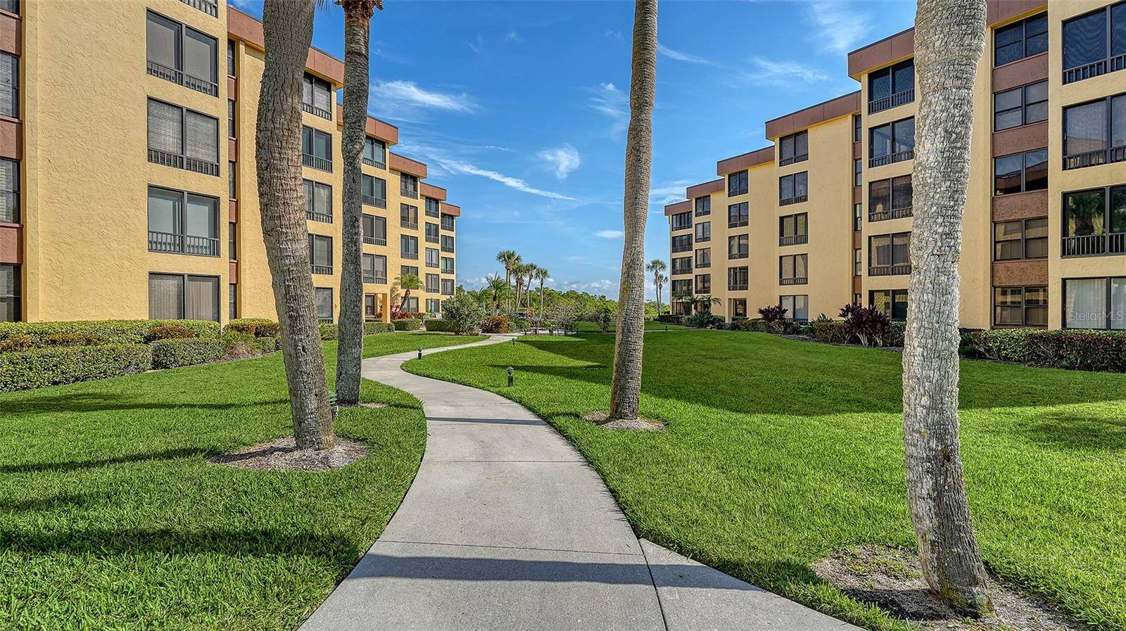 8779 MIDNIGHT PASS RD #502H, Sarasota, FL 34242