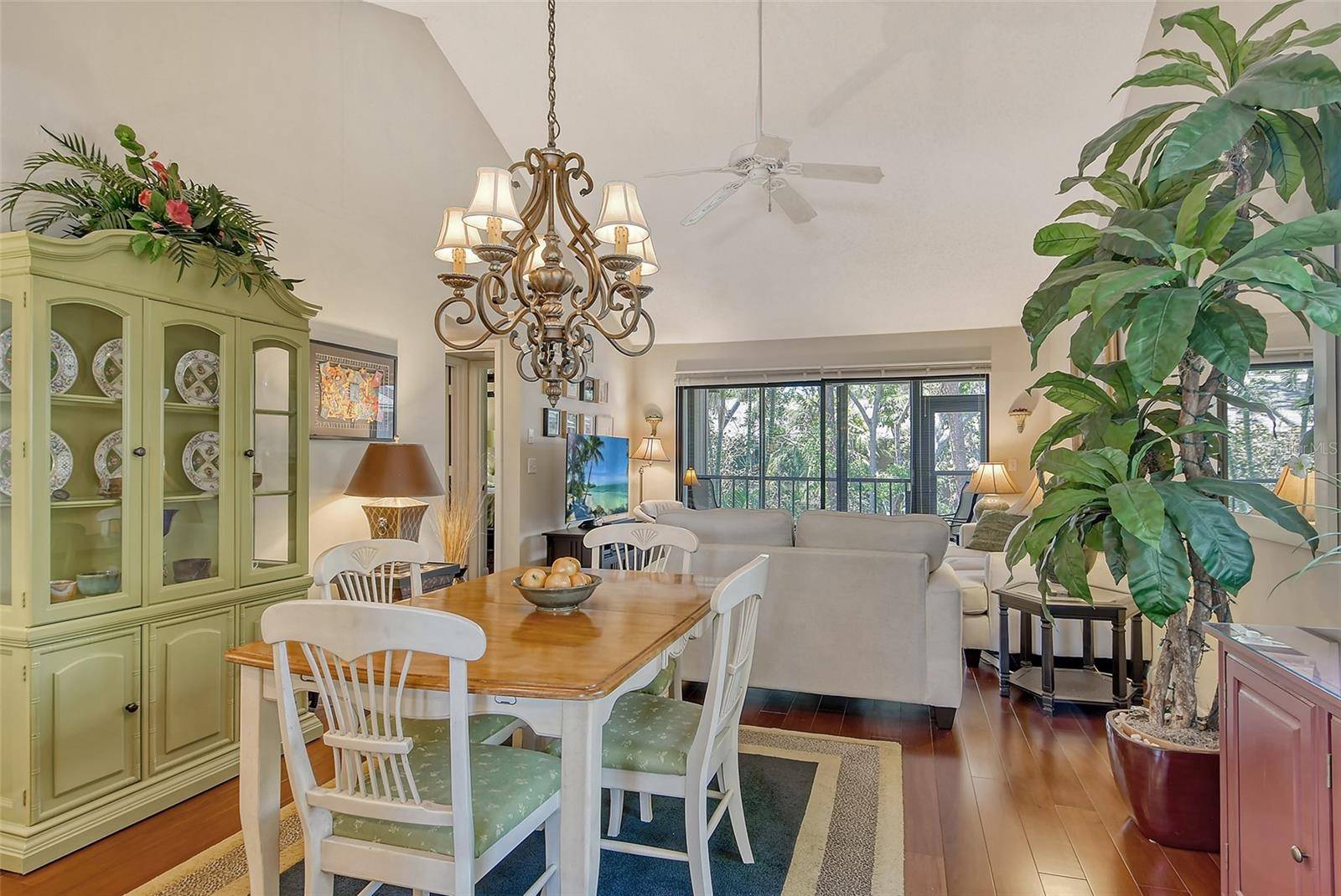 1720 GLENHOUSE DR #GL430, Sarasota, FL 34231
