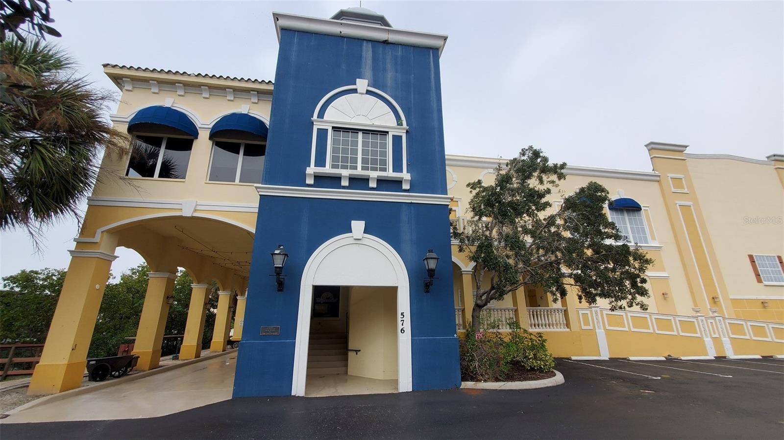 570 BLACKBURN POINT RD #13, Osprey, FL 34229