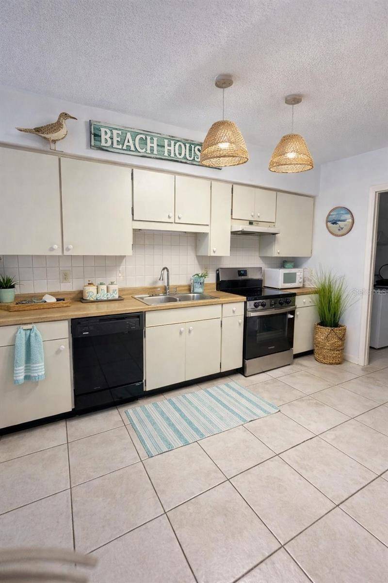 4152 66TH STREET CIR W, Bradenton, FL 34209
