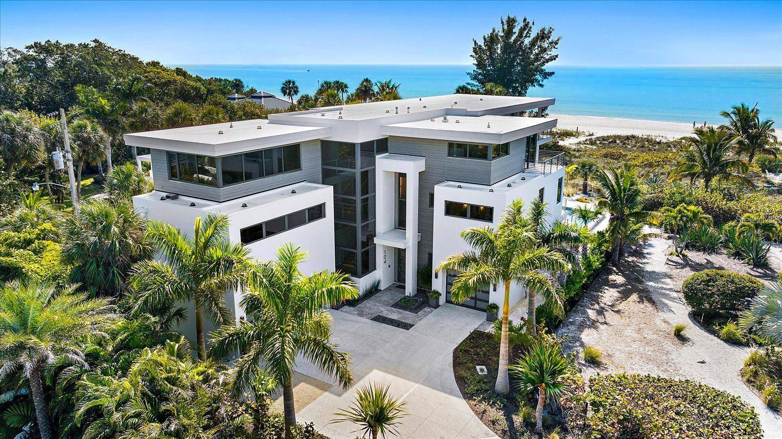 104 SUNSET LN, Holmes Beach, FL 34217
